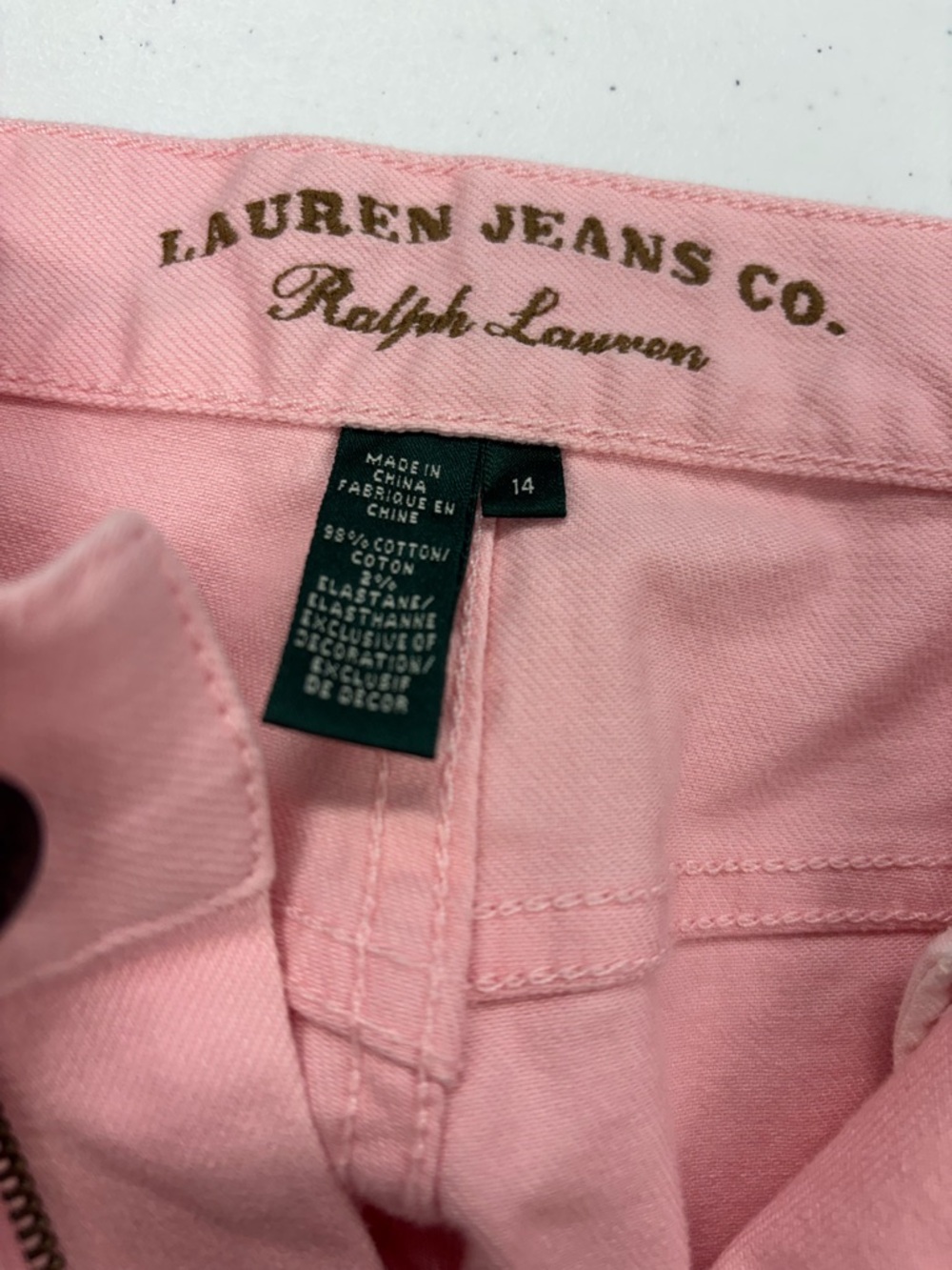 LAUREN JEANS BY RALPH LAUREN
WOMEN SIZE 14  BARBIE PINK DENIM JEANS